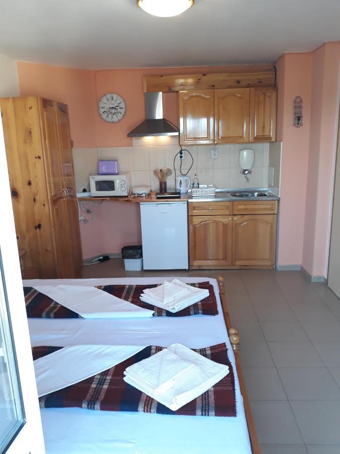 Къща За Гости Каракачанов Sozopol Eksteriør billede